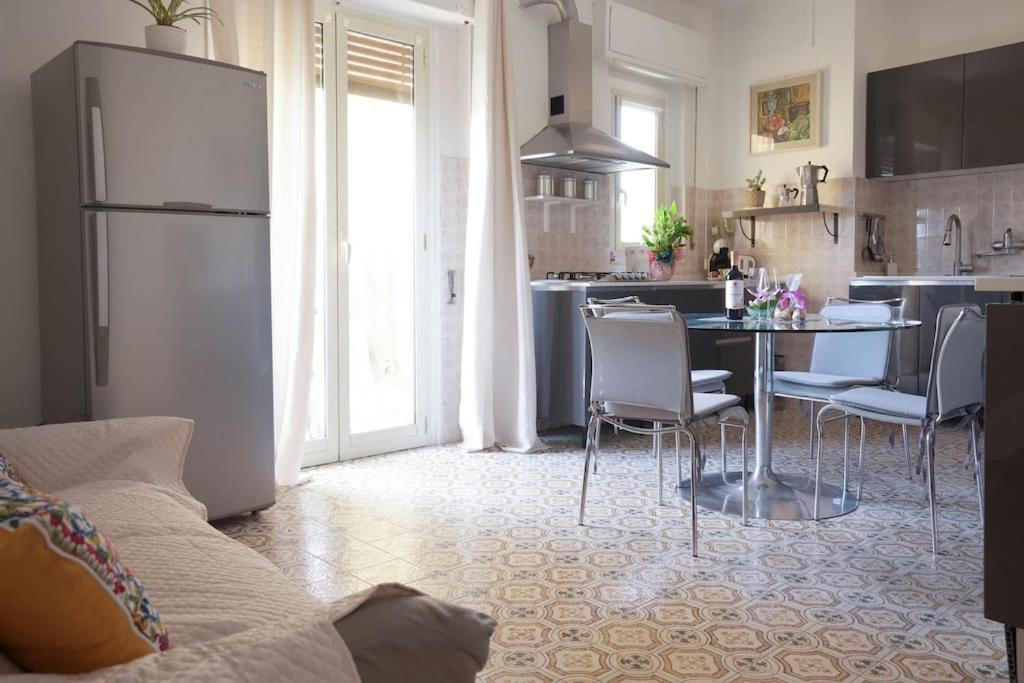 Dolce Sicily A 2Km Dal Centro Apartment Palermo Exterior photo